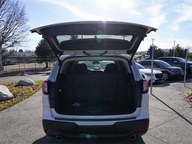 new 2025 Subaru Ascent car, priced at $50,124