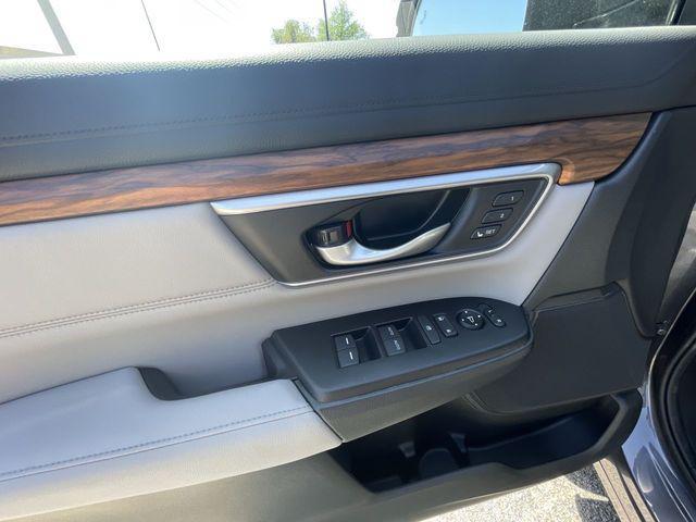 used 2021 Honda CR-V car, priced at $26,933
