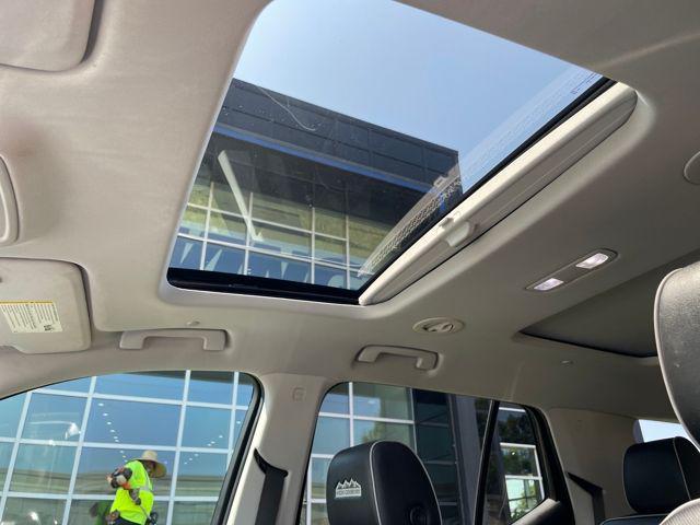 used 2020 Chevrolet Traverse car, priced at $27,231