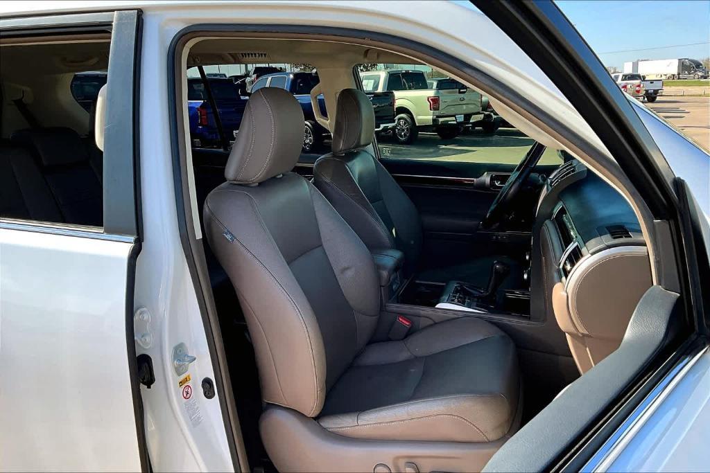 used 2017 Lexus GX 460 car, priced at $31,550