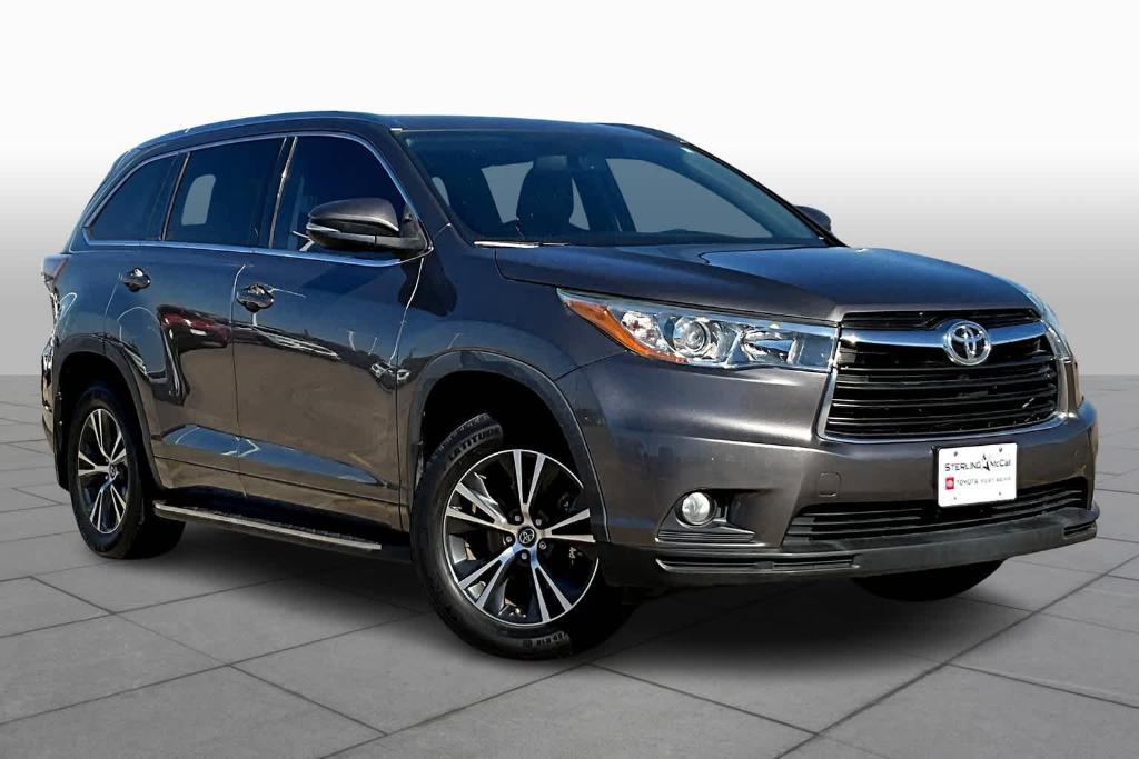 used 2016 Toyota Highlander car, priced at $21,850