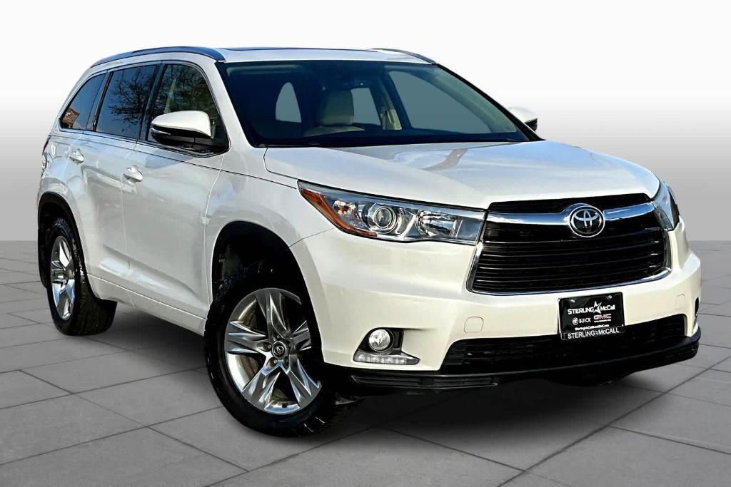 used 2016 Toyota Highlander car, priced at $25,200