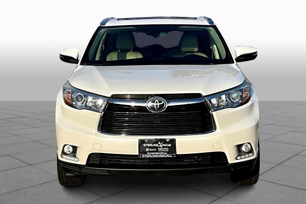 used 2016 Toyota Highlander car, priced at $25,200