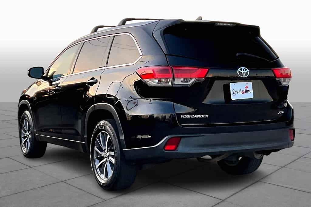 used 2018 Toyota Highlander car, priced at $21,550