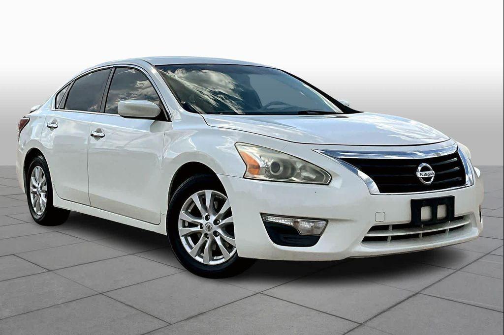 used 2014 Nissan Altima car, priced at $6,900