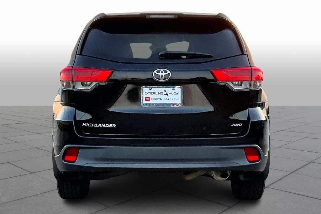 used 2019 Toyota Highlander car, priced at $20,400