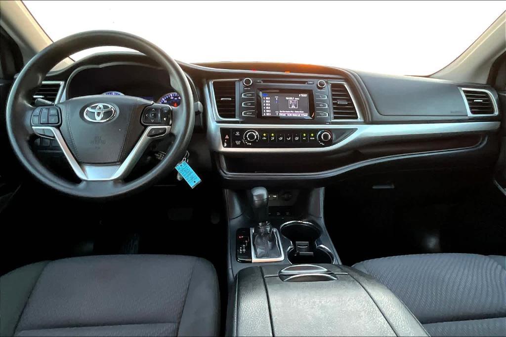 used 2019 Toyota Highlander car, priced at $20,400