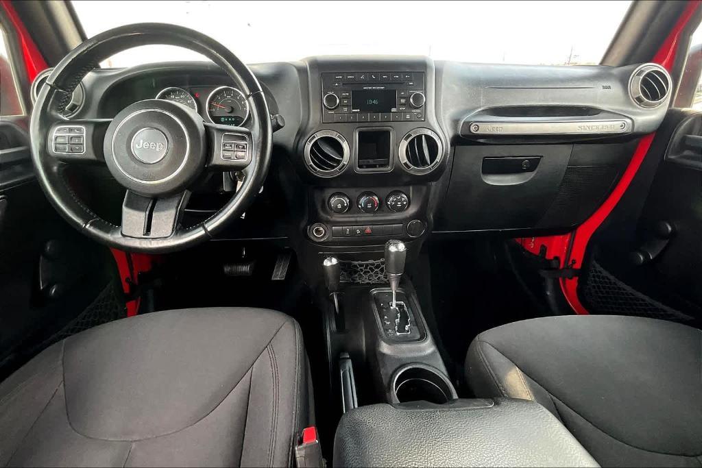 used 2015 Jeep Wrangler Unlimited car, priced at $17,750