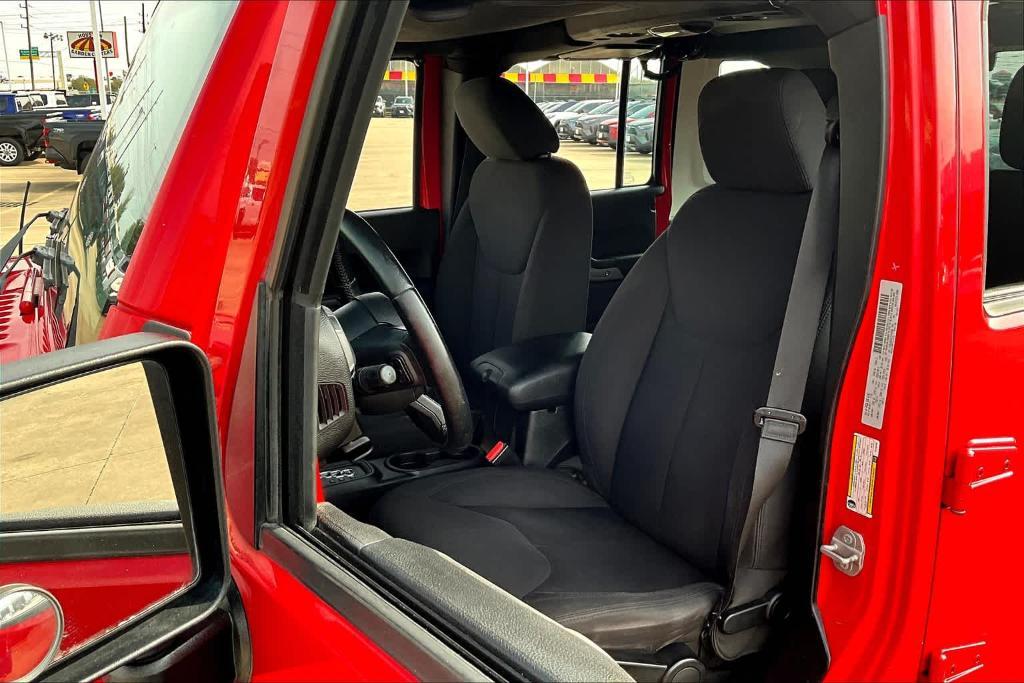 used 2015 Jeep Wrangler Unlimited car, priced at $17,750