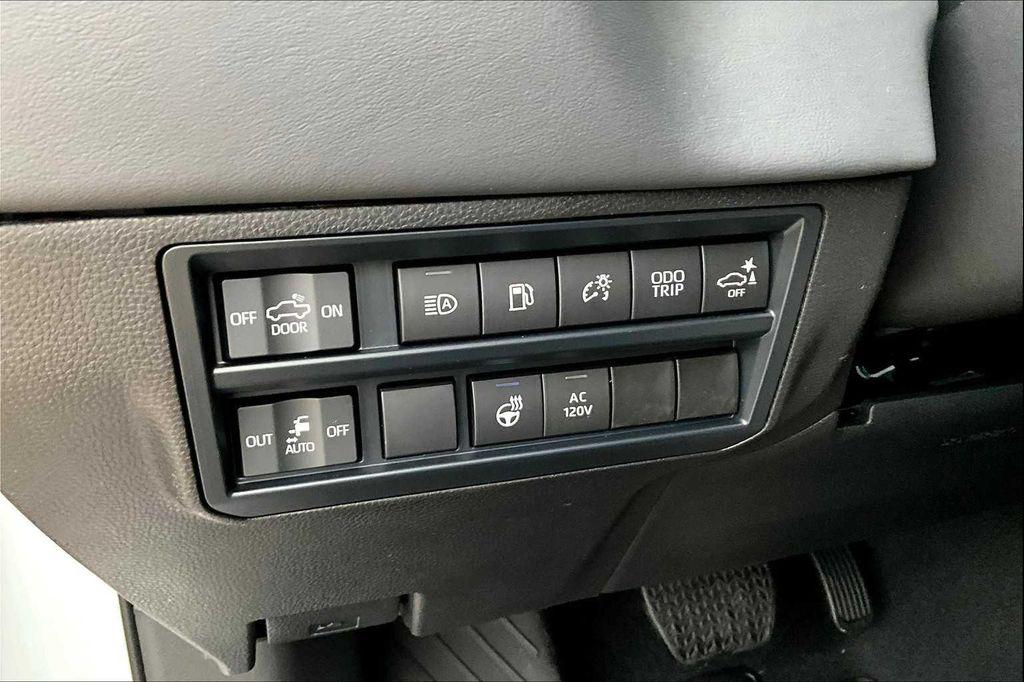 new 2025 Toyota Tundra Hybrid car, priced at $78,368