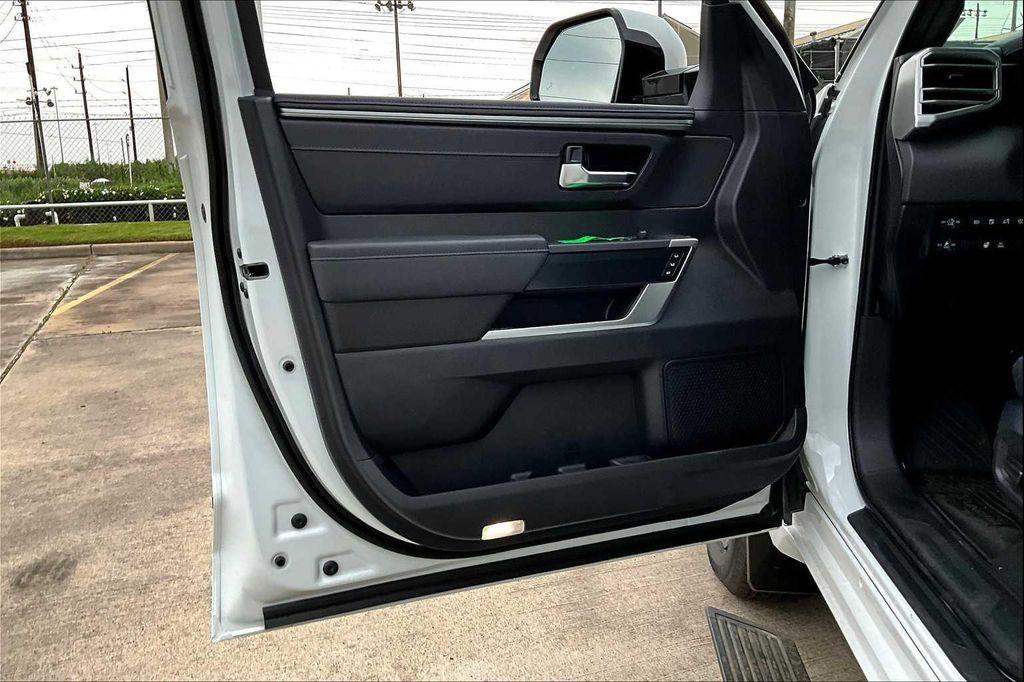 new 2025 Toyota Tundra Hybrid car, priced at $78,368