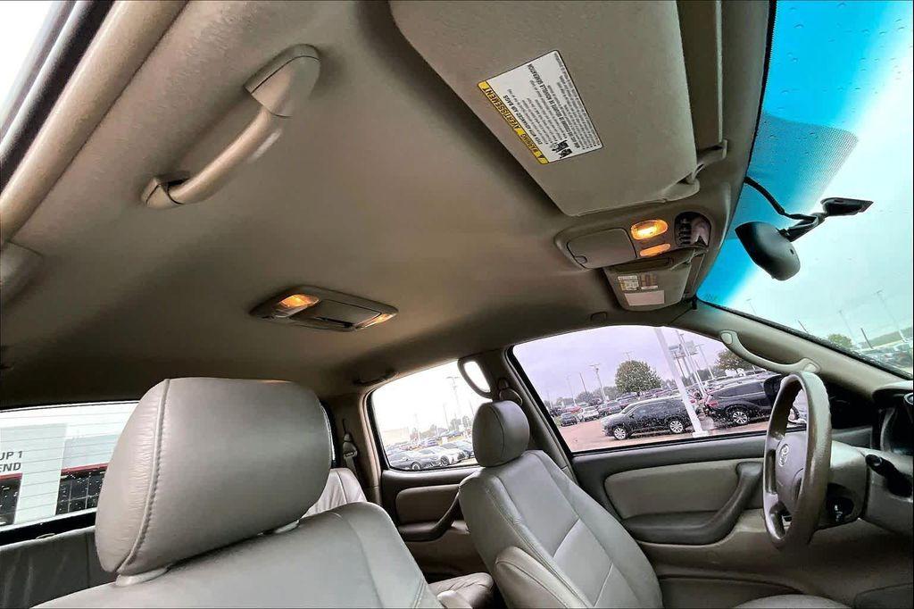 used 2006 Toyota Tundra car, priced at $11,100