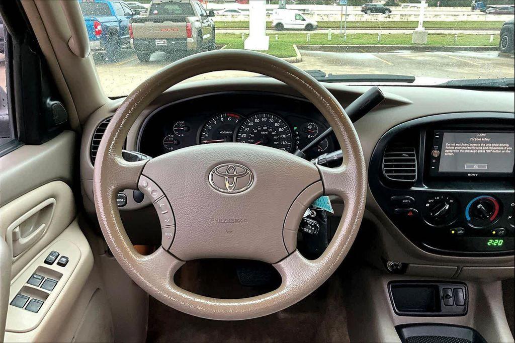 used 2006 Toyota Tundra car, priced at $11,100