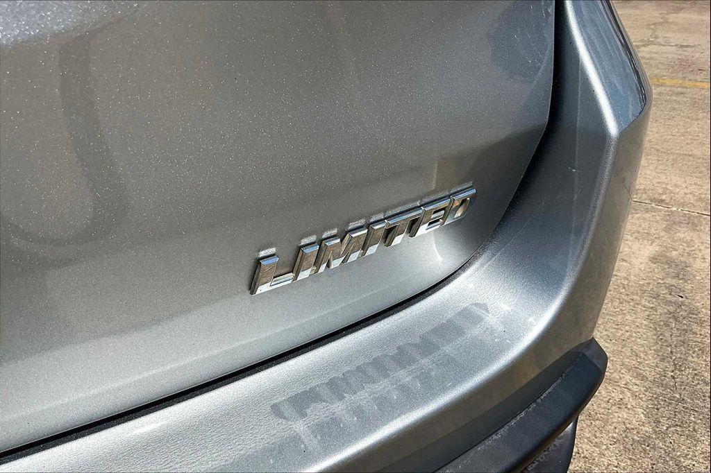 used 2016 Toyota Highlander Hybrid car, priced at $17,850