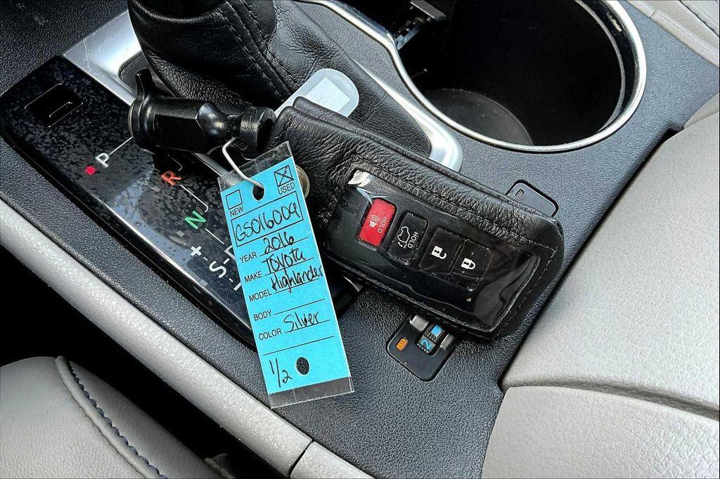 used 2016 Toyota Highlander Hybrid car, priced at $17,850