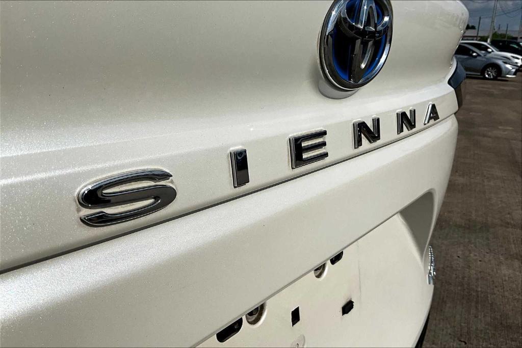 used 2021 Toyota Sienna car, priced at $38,600