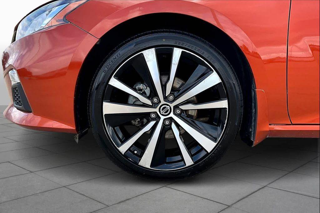 used 2021 Nissan Altima car, priced at $13,999