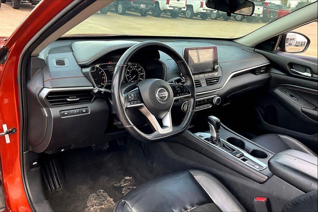 used 2021 Nissan Altima car, priced at $13,999