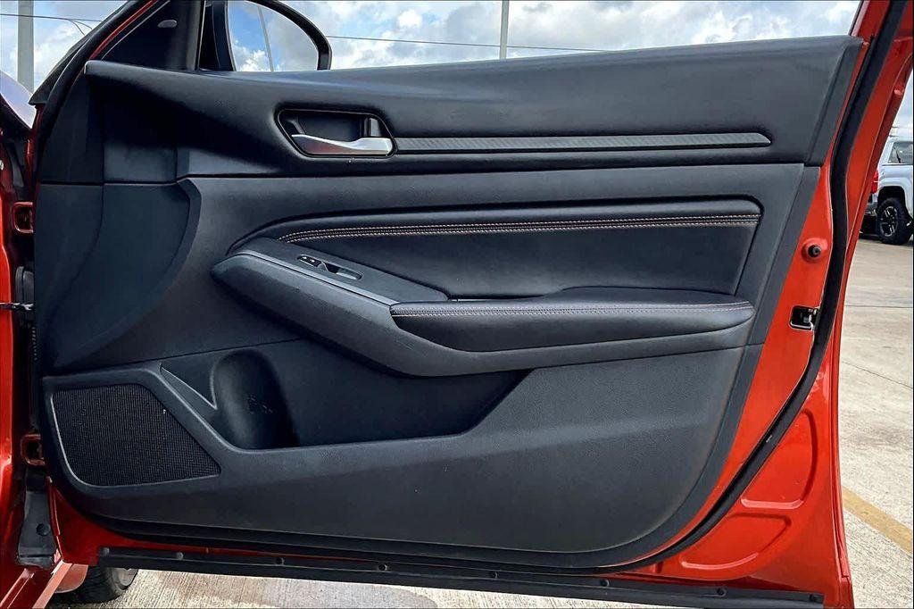 used 2021 Nissan Altima car, priced at $13,999