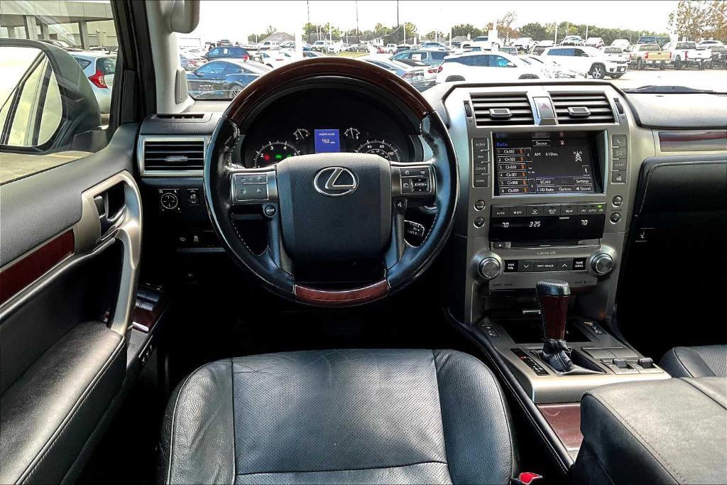 used 2017 Lexus GX 460 car, priced at $27,600