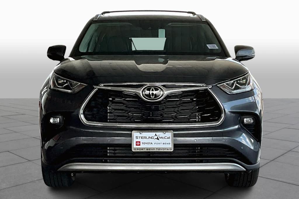 new 2024 Toyota Highlander car, priced at $49,523