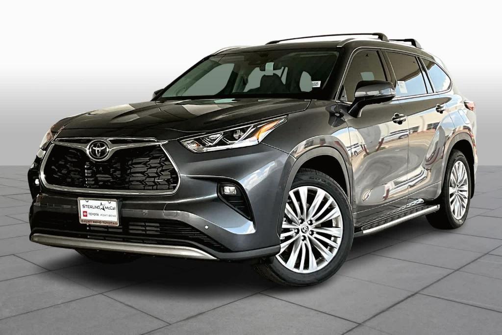 new 2024 Toyota Highlander car, priced at $49,523