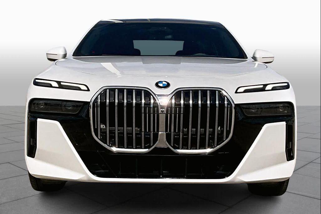 used 2023 BMW 760 car, priced at $76,250