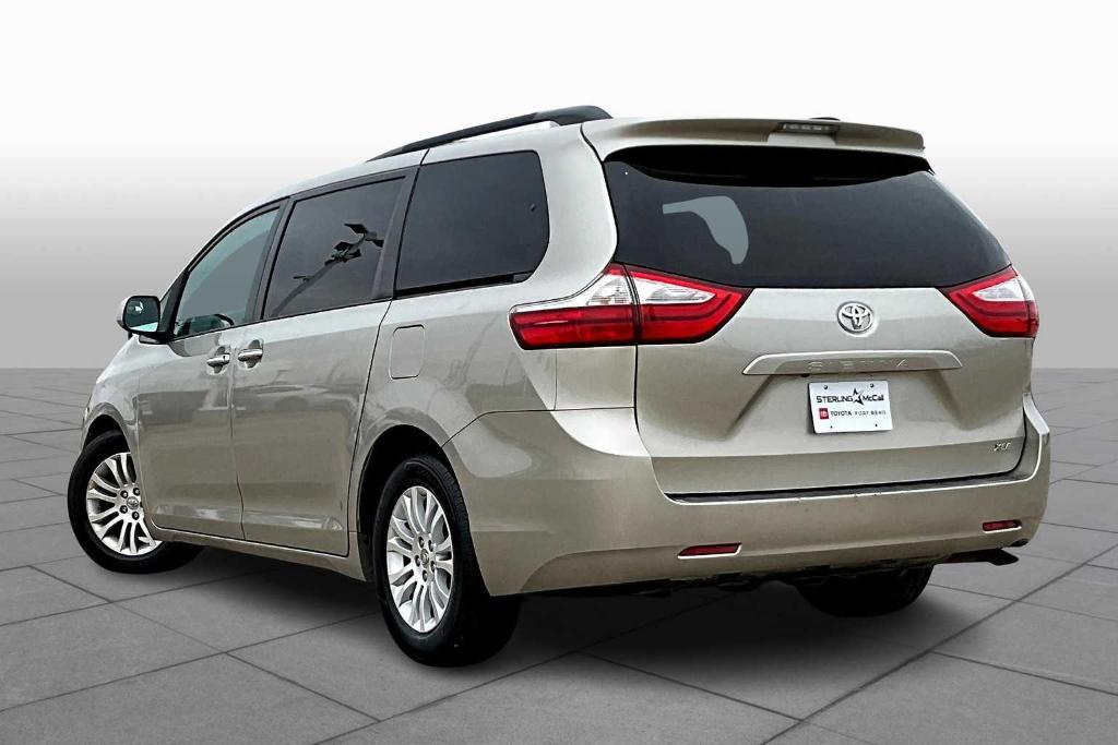 used 2016 Toyota Sienna car, priced at $18,900