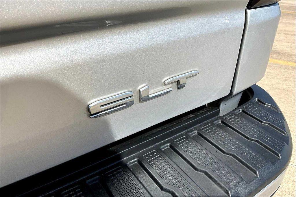 used 2020 GMC Sierra 1500 car, priced at $25,000