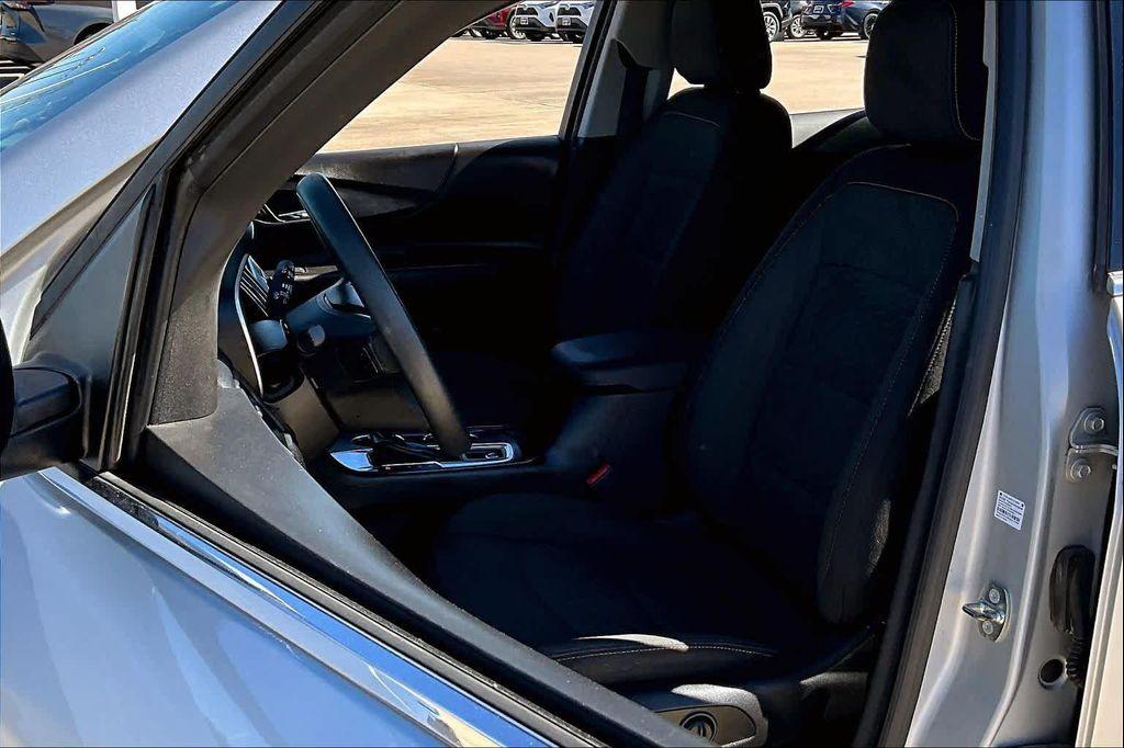 used 2018 Chevrolet Equinox car, priced at $8,300