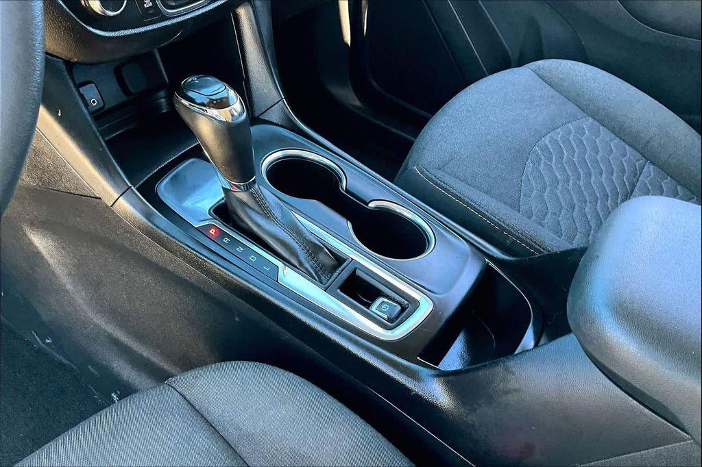 used 2018 Chevrolet Equinox car, priced at $8,300