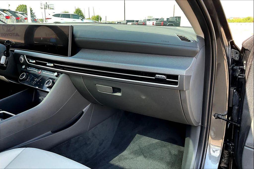 used 2025 Hyundai Sonata car, priced at $27,200