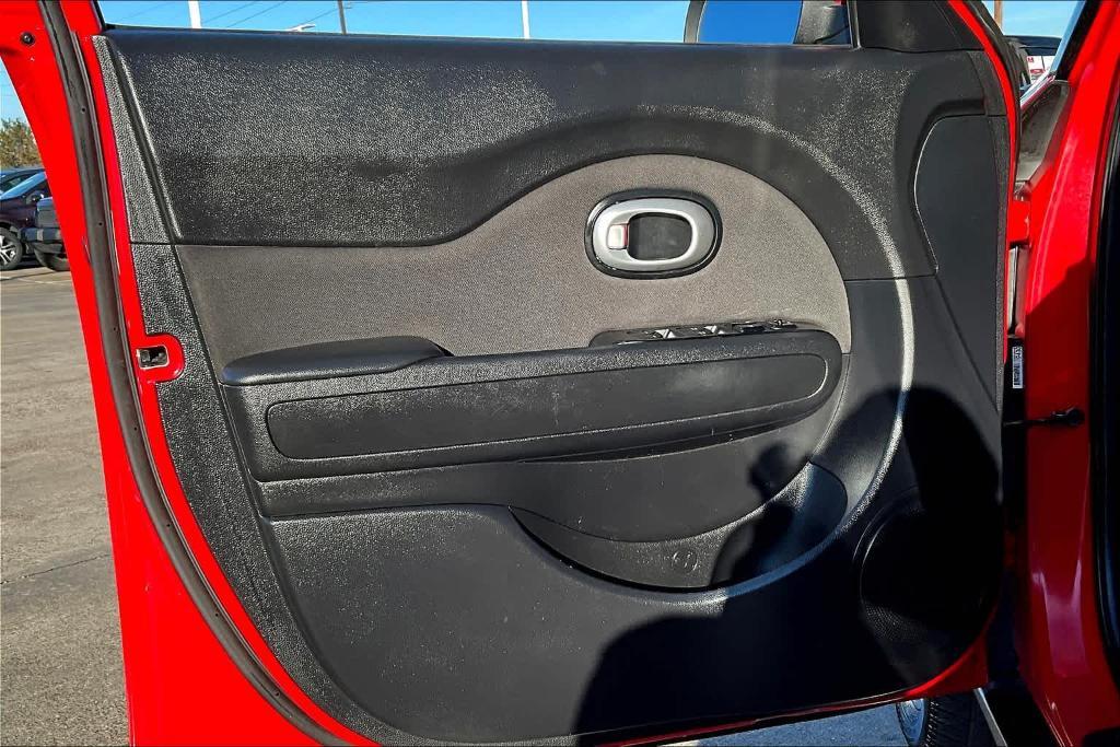 used 2016 Kia Soul car, priced at $9,550