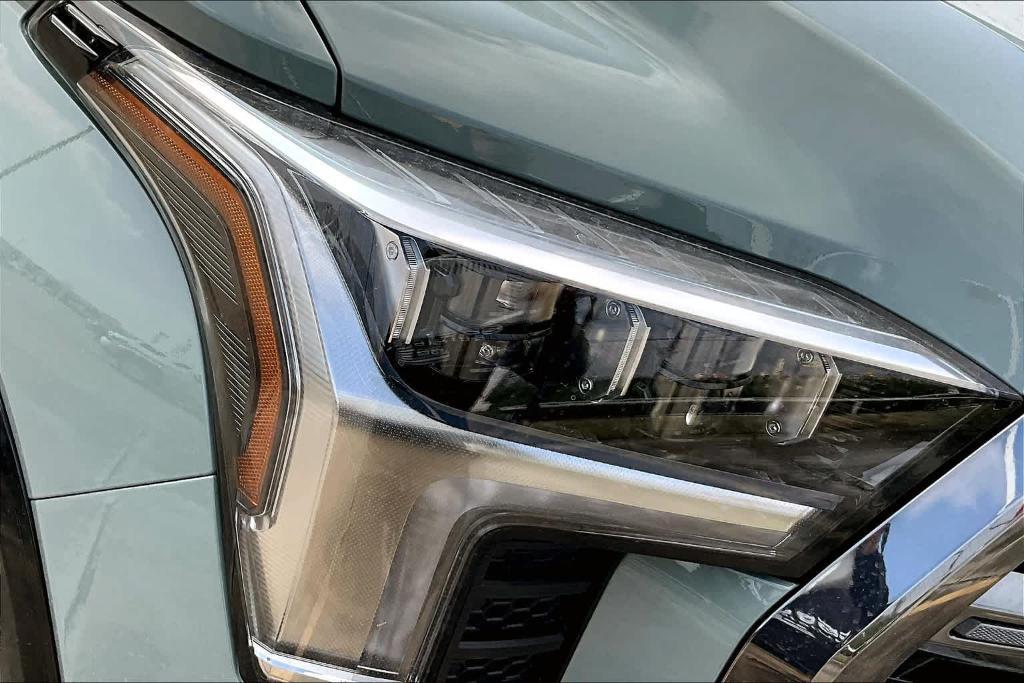 new 2025 Toyota Tundra Hybrid car, priced at $71,500