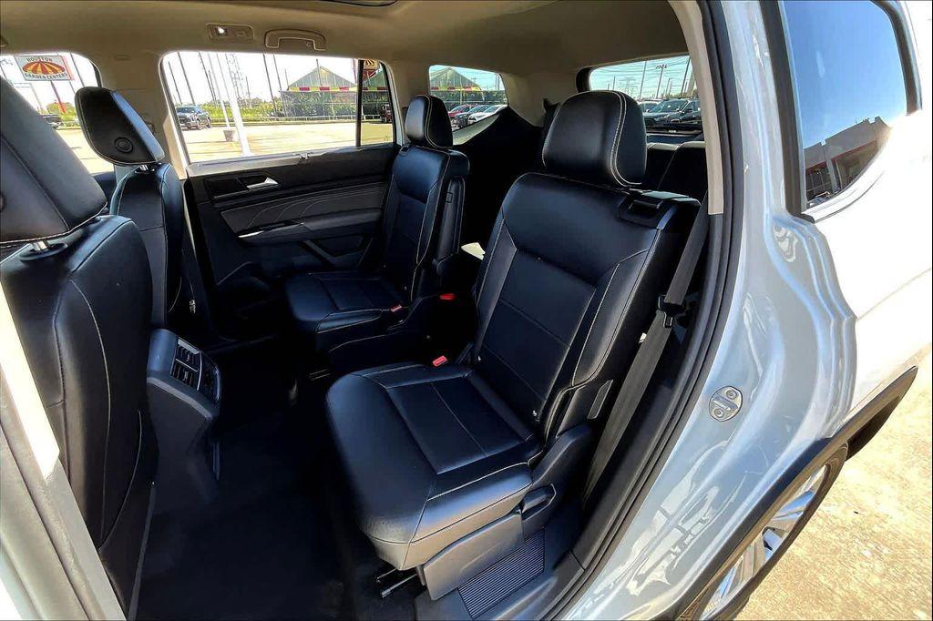 used 2021 Volkswagen Atlas car, priced at $18,600