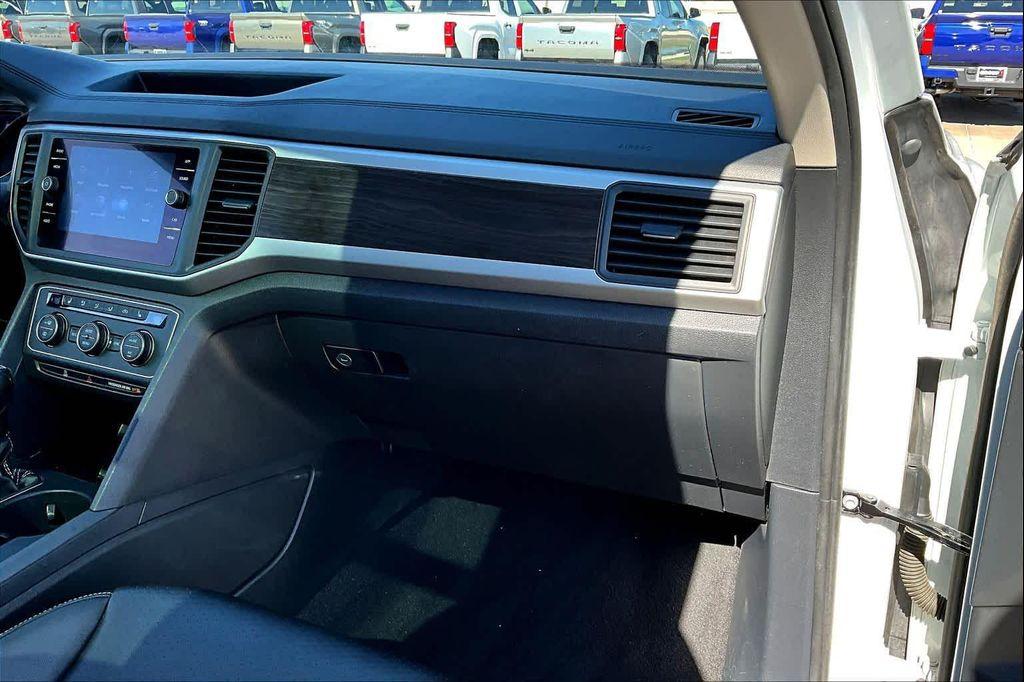 used 2021 Volkswagen Atlas car, priced at $18,600