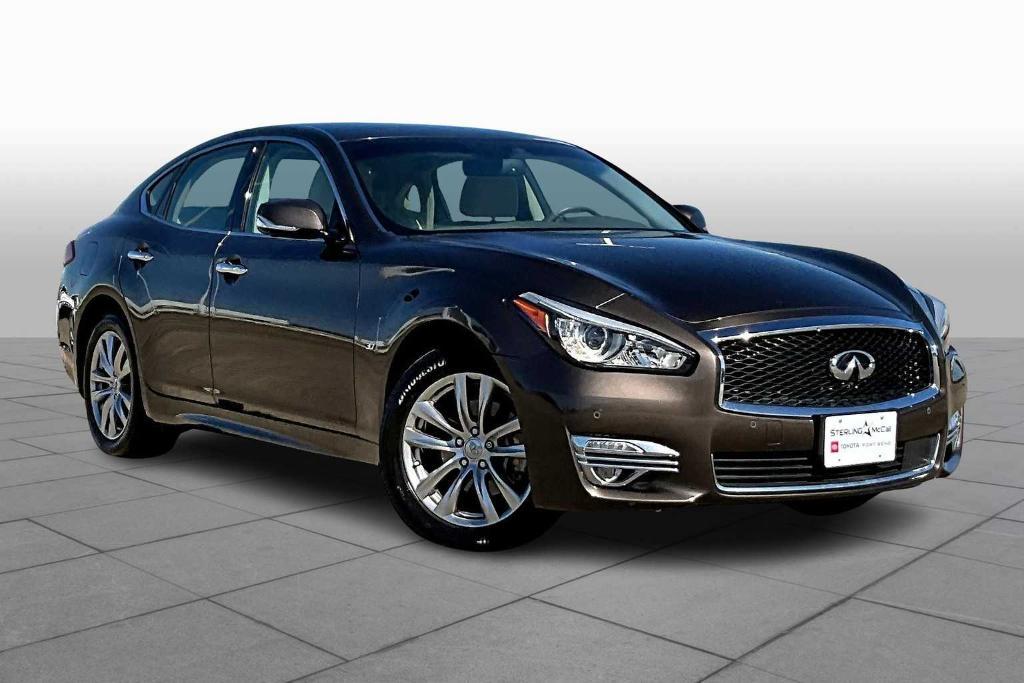 used 2018 INFINITI Q70 car, priced at $21,800