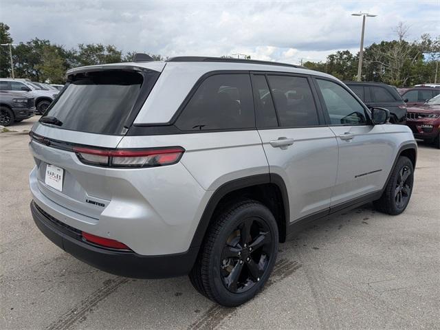 new 2025 Jeep Grand Cherokee car, priced at $44,160
