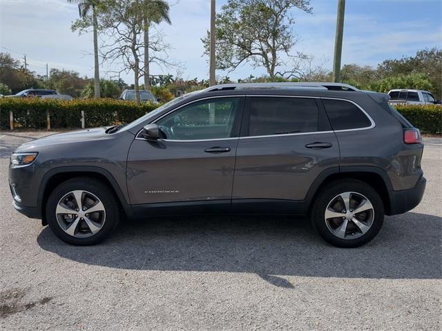 used 2019 Jeep Cherokee car, priced at $15,593