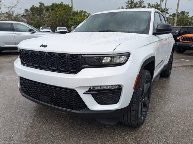 new 2025 Jeep Grand Cherokee car, priced at $42,469