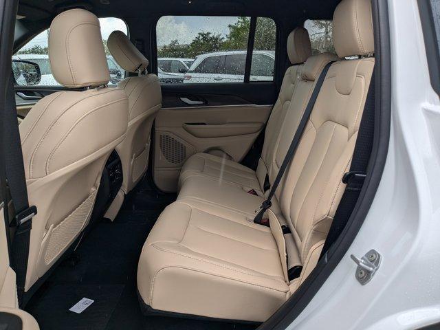 new 2025 Jeep Grand Cherokee car, priced at $42,469