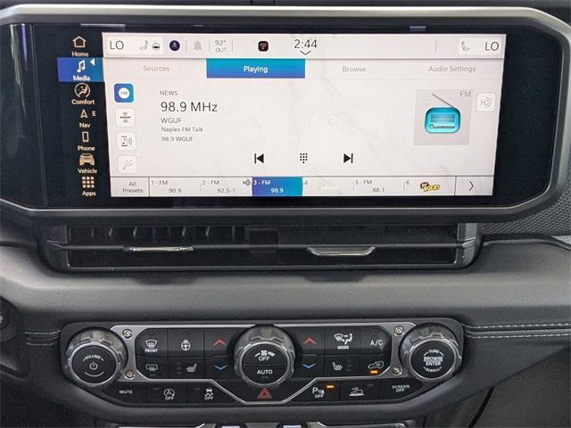 new 2025 Jeep Gladiator car, priced at $58,620