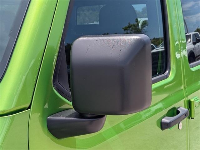 new 2025 Jeep Gladiator car, priced at $58,620