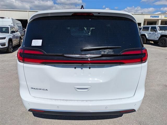 new 2026 Chrysler Pacifica car, priced at $57,165
