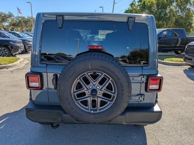 new 2025 Jeep Wrangler car, priced at $48,205