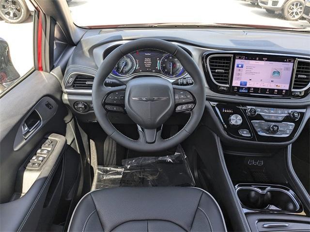 new 2025 Chrysler Pacifica car, priced at $49,935