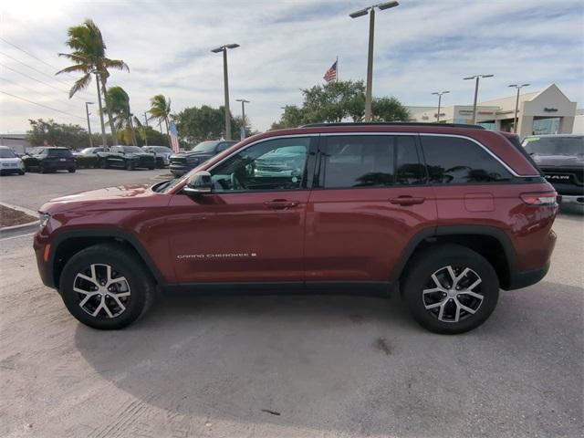 used 2024 Jeep Grand Cherokee car, priced at $29,895