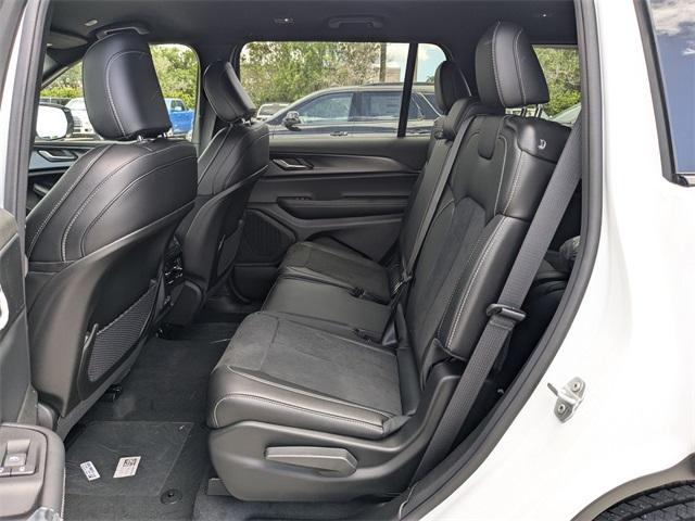 new 2025 Jeep Grand Cherokee L car, priced at $43,622