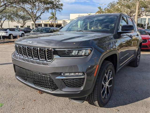 new 2025 Jeep Grand Cherokee car, priced at $47,295