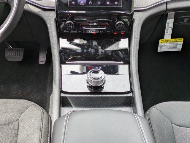 new 2025 Jeep Grand Cherokee car, priced at $31,425